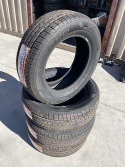 BRAND NEW SET OF TIRES 245/60r18 245/60/18