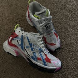 Balenciaga Runner 