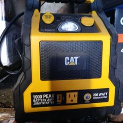 Cat 1000 Peak jump Starter