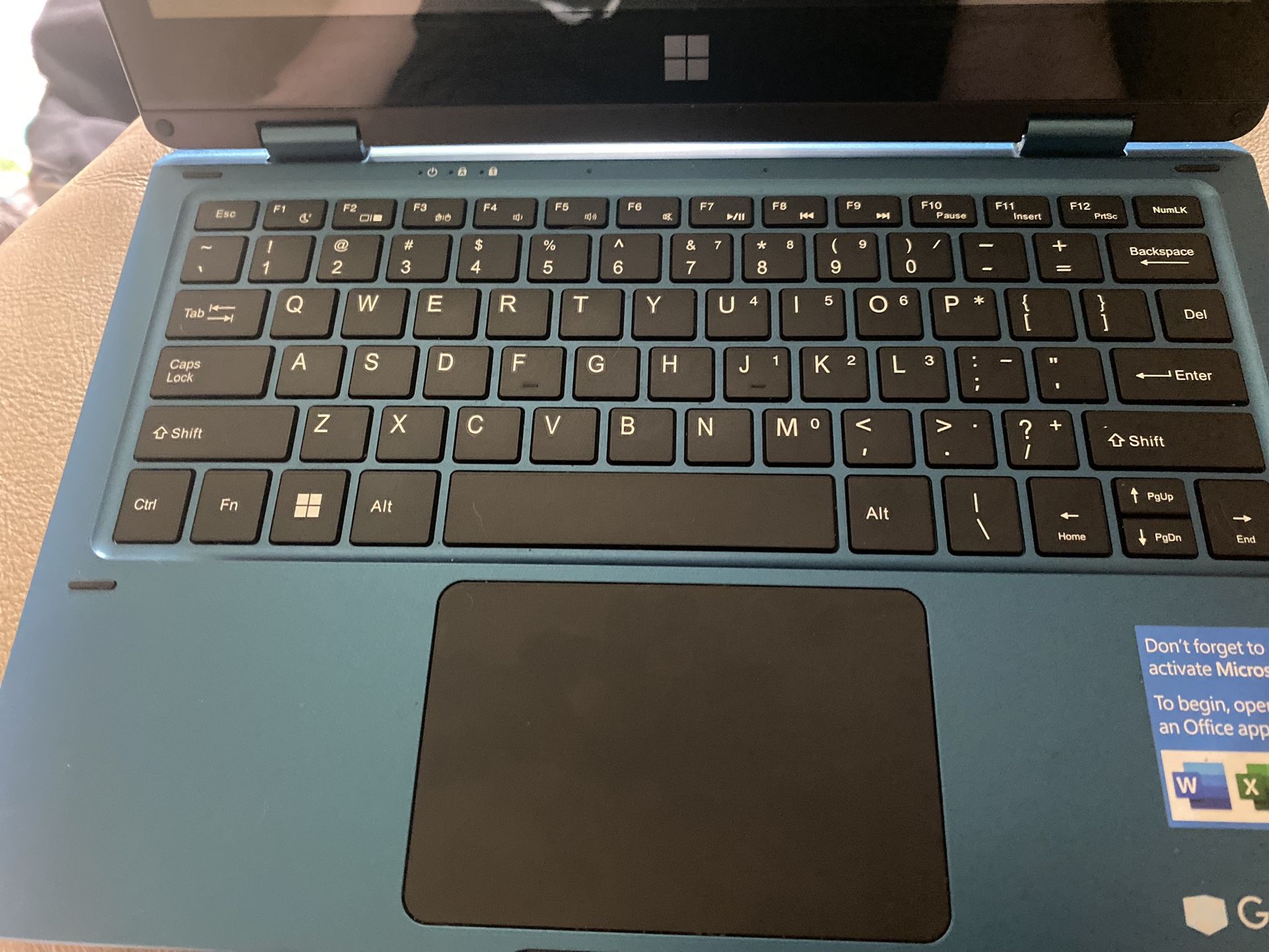 GWTC 116-2 notebook Touchscreen, Blue