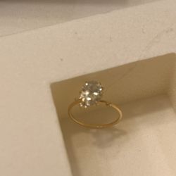 1.7 Carat Engagement Ring. 