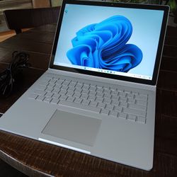 Microsoft Surface Book 2