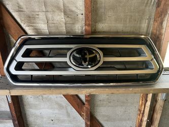 Toyota Tacoma OEM Limited Grille