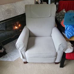 Free Recliner