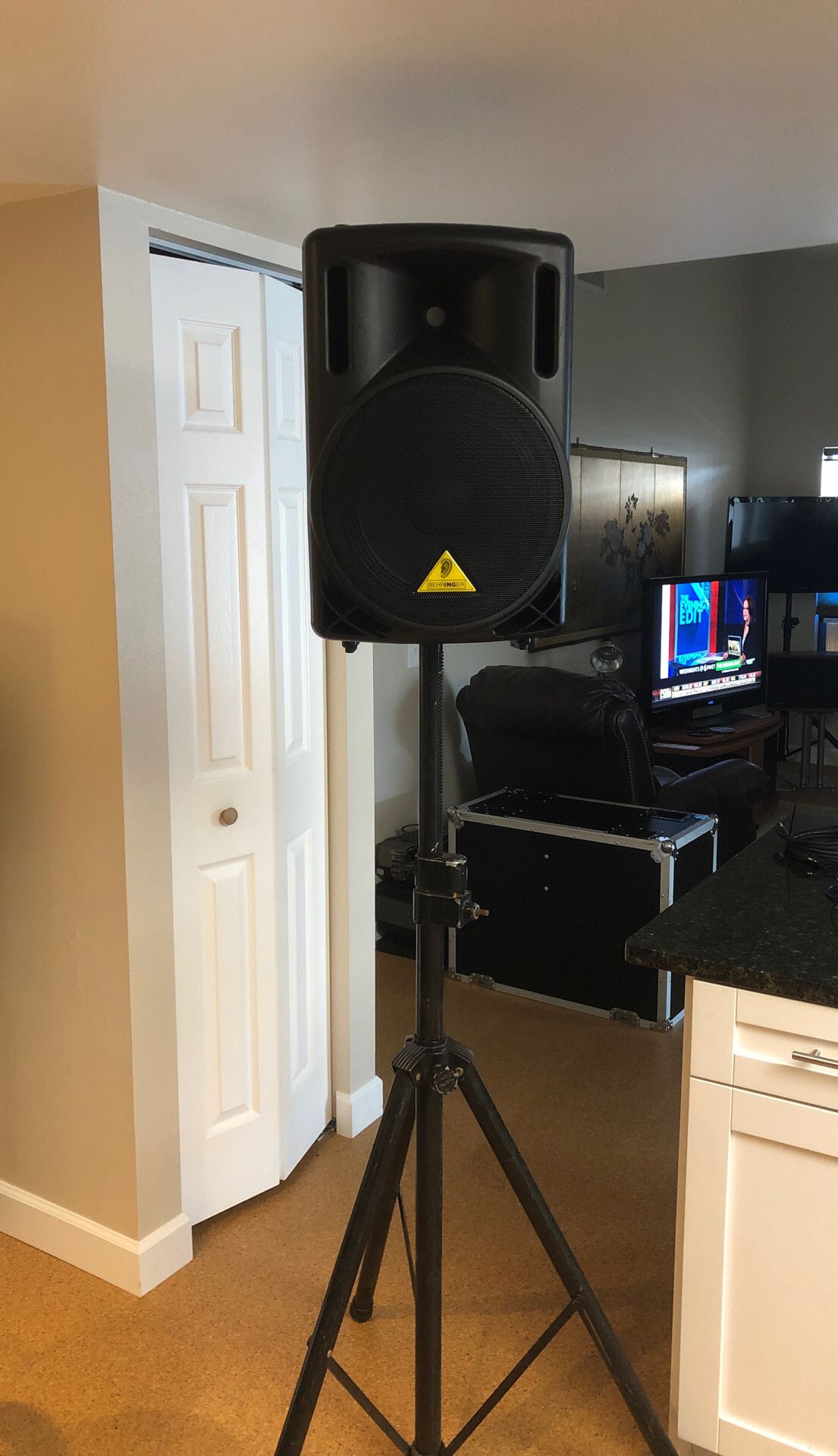 Behringer 12 inch active PA speaker $100