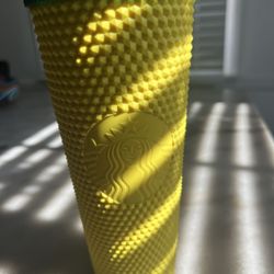 Hawaii Starbucks Pineapple Cup