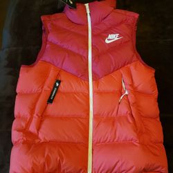 Nike Vest. Brand New Size M