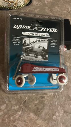 Vintage-Radio Flyer Miniature Streak & Lite