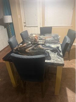 Dining table with 6 chairs
