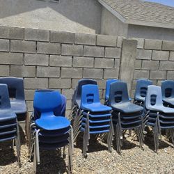 I Have This Chairs 