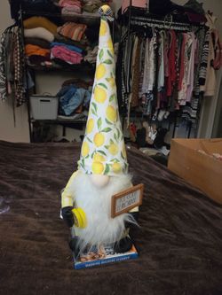 RAE DUNN Lemonade Gnome 24"