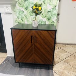 Gabinete Multi usos 