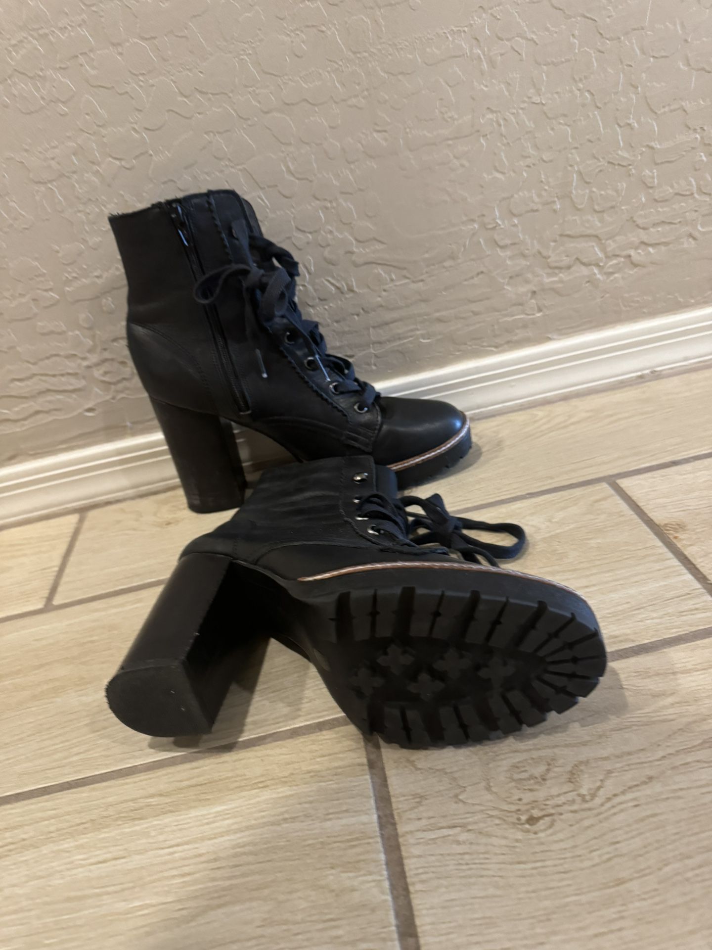 Black Boots 9.5