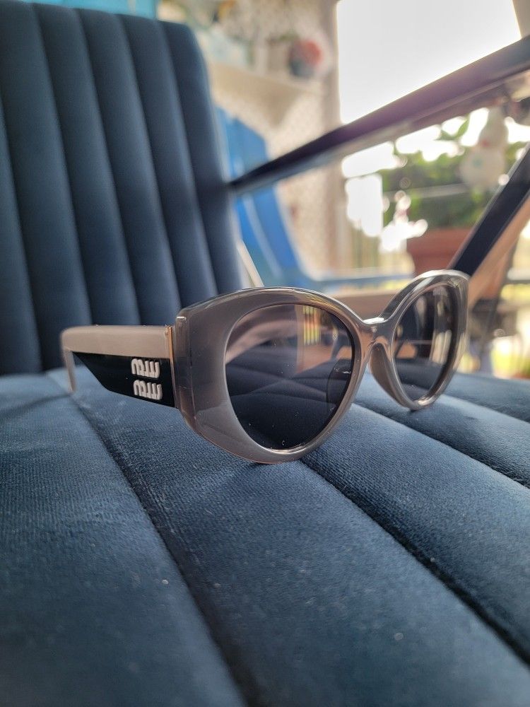 Sunglasses MIU MIU 