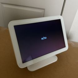 Amazon Echo Show 8