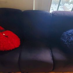 $0 Electric Recliner 3 Seach Couch. Need Re-Upholstery 
