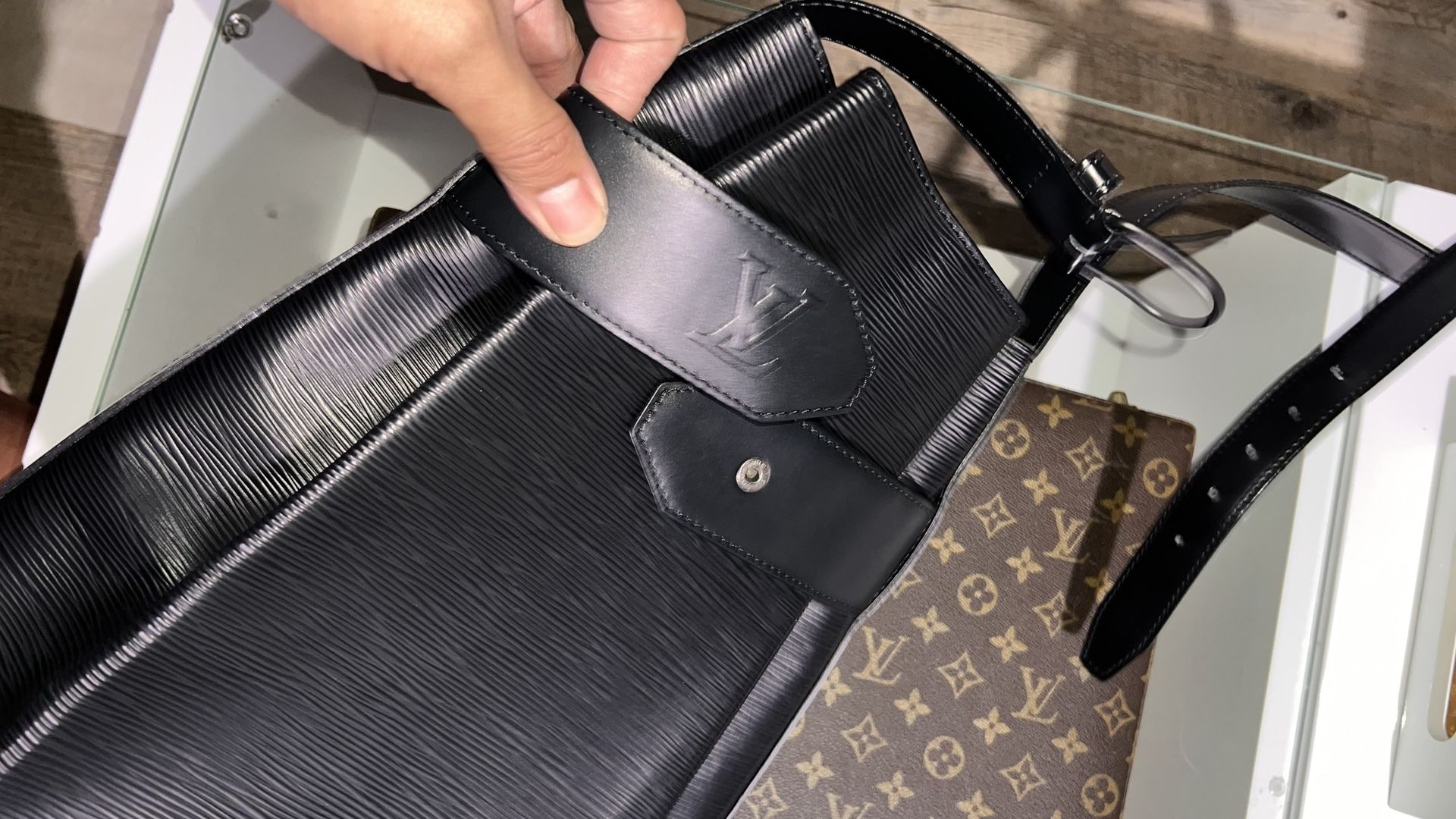 Louis Vuitton Shoulder Bag