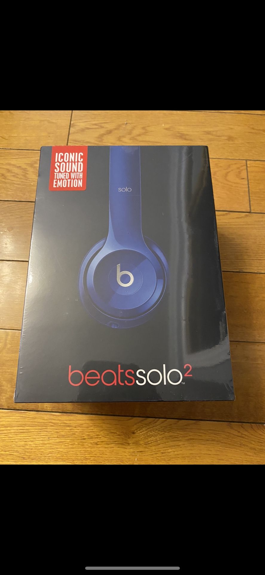 Beats by Dr Dre Solo 2 Blue color