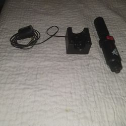 Skil Twist Model 2105 Cordless Screwdriver + Original wall mount Charger Works Great 