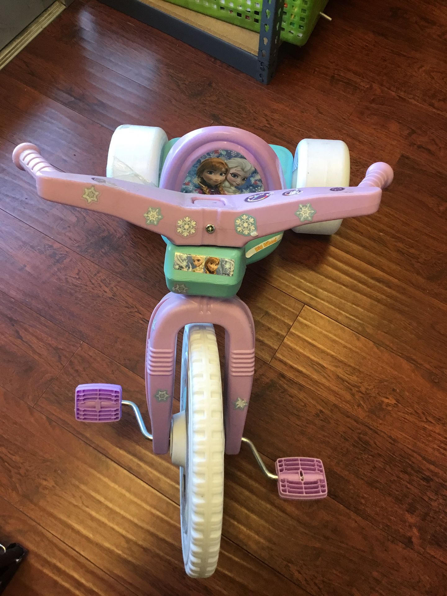 Girls big wheeler
