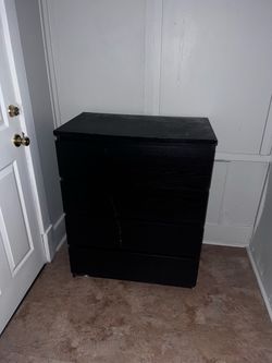 Black 4-Drawer Dresser