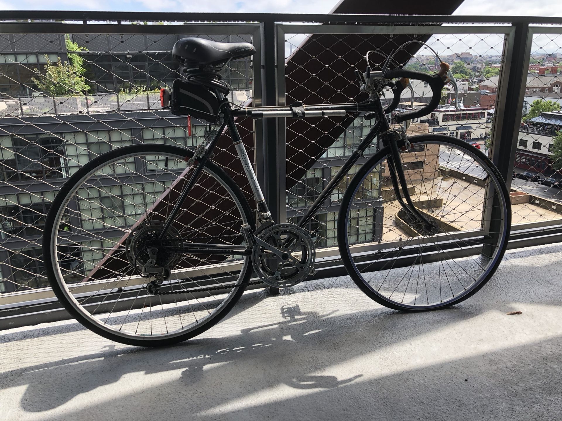 VINTAGE FUJI ROAD BIKE BICYCLE 10 speed