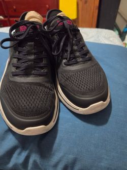 Skecher Slip on