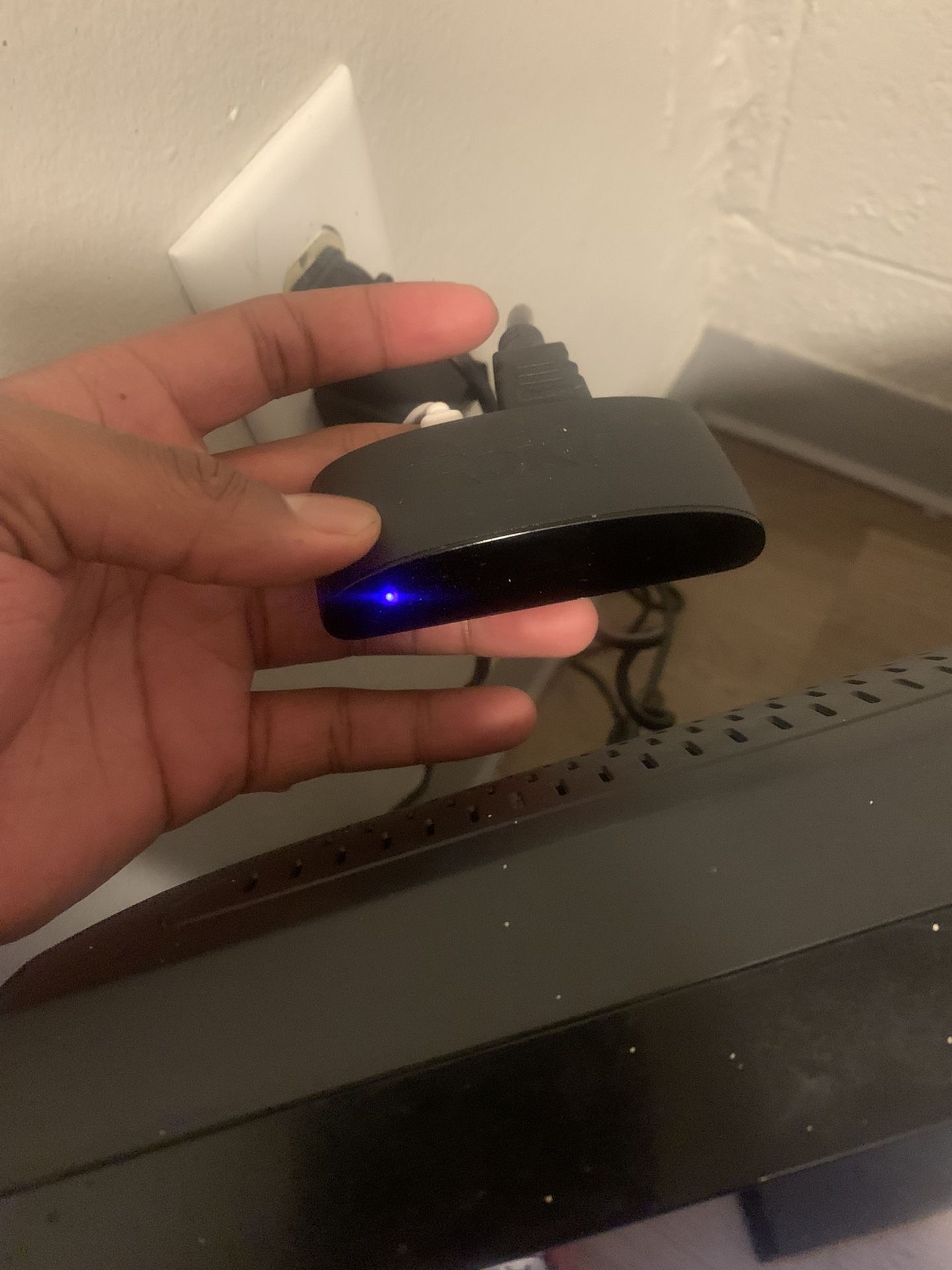 32 Inch Tv An Roku Stick For sell