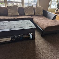 Sectional Couch & Coffee Table 