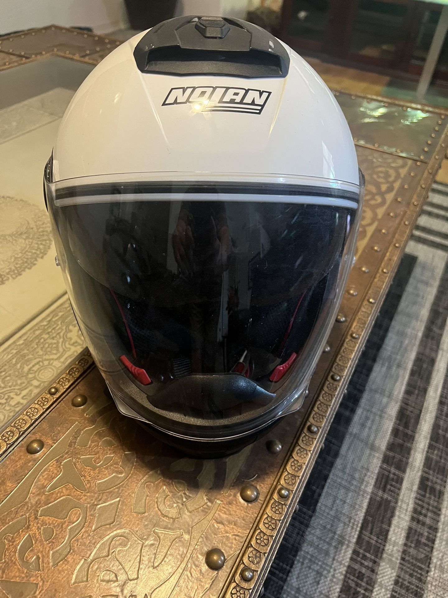 Aria Helmet Nolan White/ Aria Helmet Brett King Design