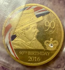 QUEEN ELIZABETH II 9OTH BIRTHDAY 2016 GOLD PLATED SWAROVSKI CRYSTAL COIN