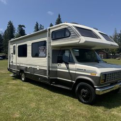 1990 Ford jamboree class C motorhome