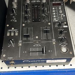 DJ Equipment 