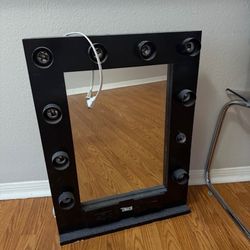 Vanity mirror 