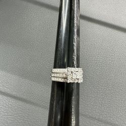 Engagement set