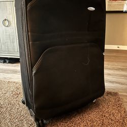 Luggage Large Good Condition 