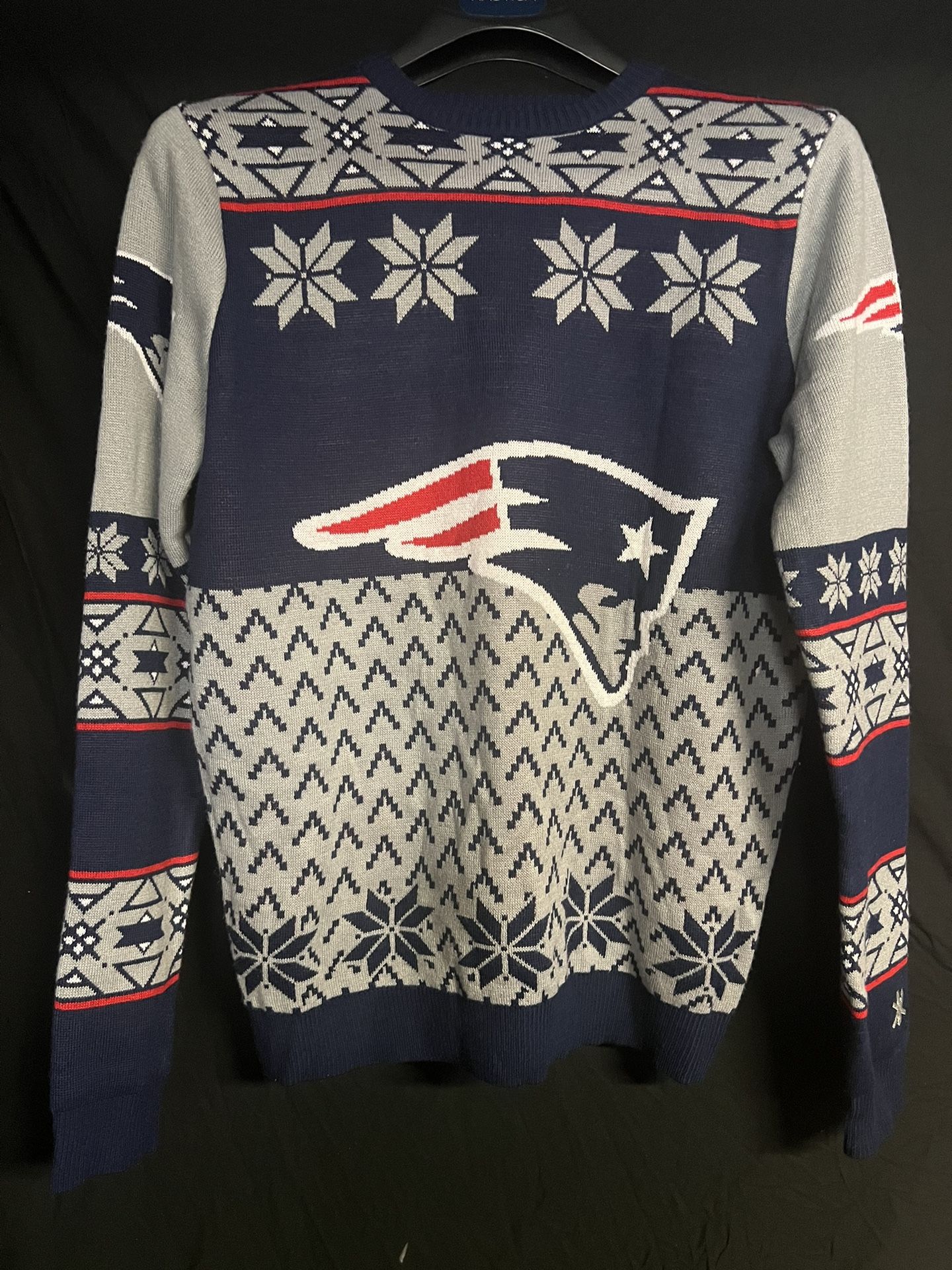 New England CHRISTMAS SWEATER