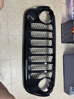 2018-2023 Jeep Wrangler JL OEM Grille