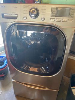 LG gas dryer w/ pedastal
