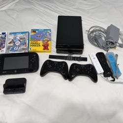 Nintendo Wii U 2x 32GB Deluxe Set + Tons Of Accessories