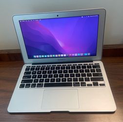 Apple MacBook Air 11 inch - 2015