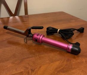 Hot Tools Pink Curling Iron