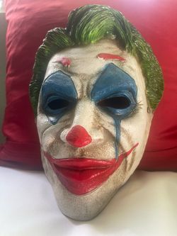 The joker mask