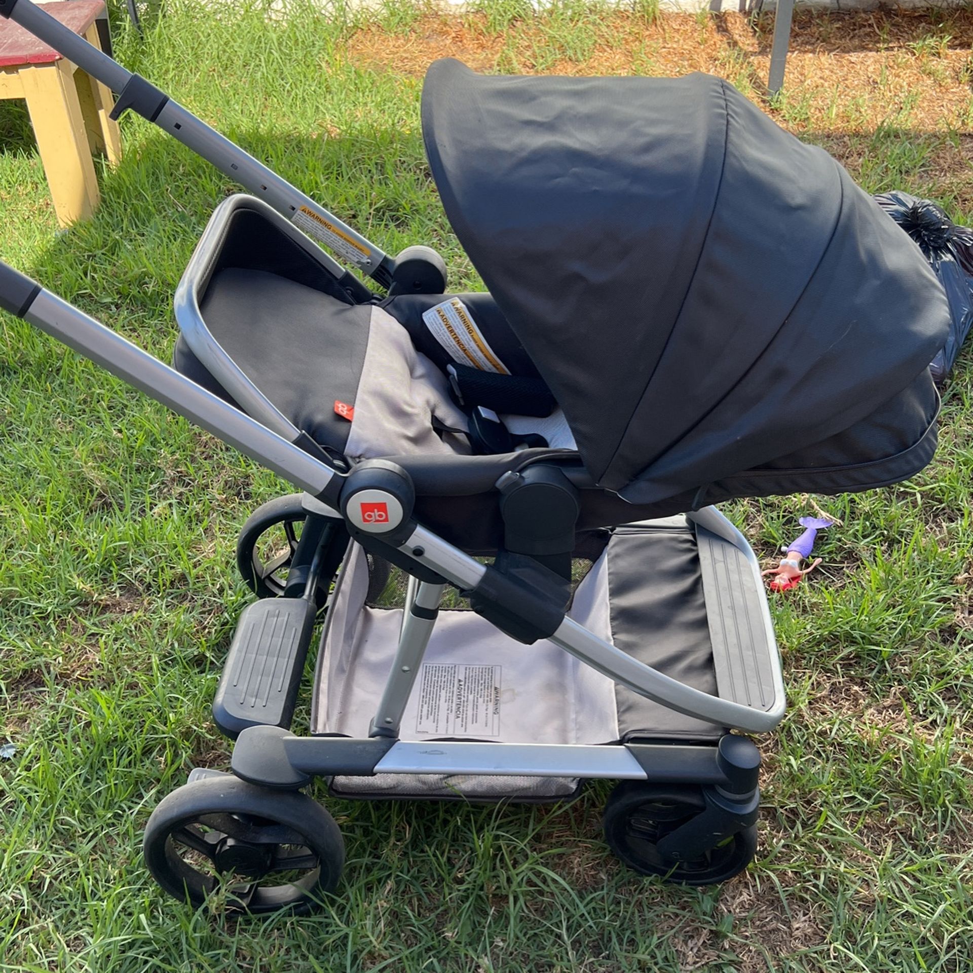 GB TRAVEL STROLLER SYSTEM WITH CARSEAT