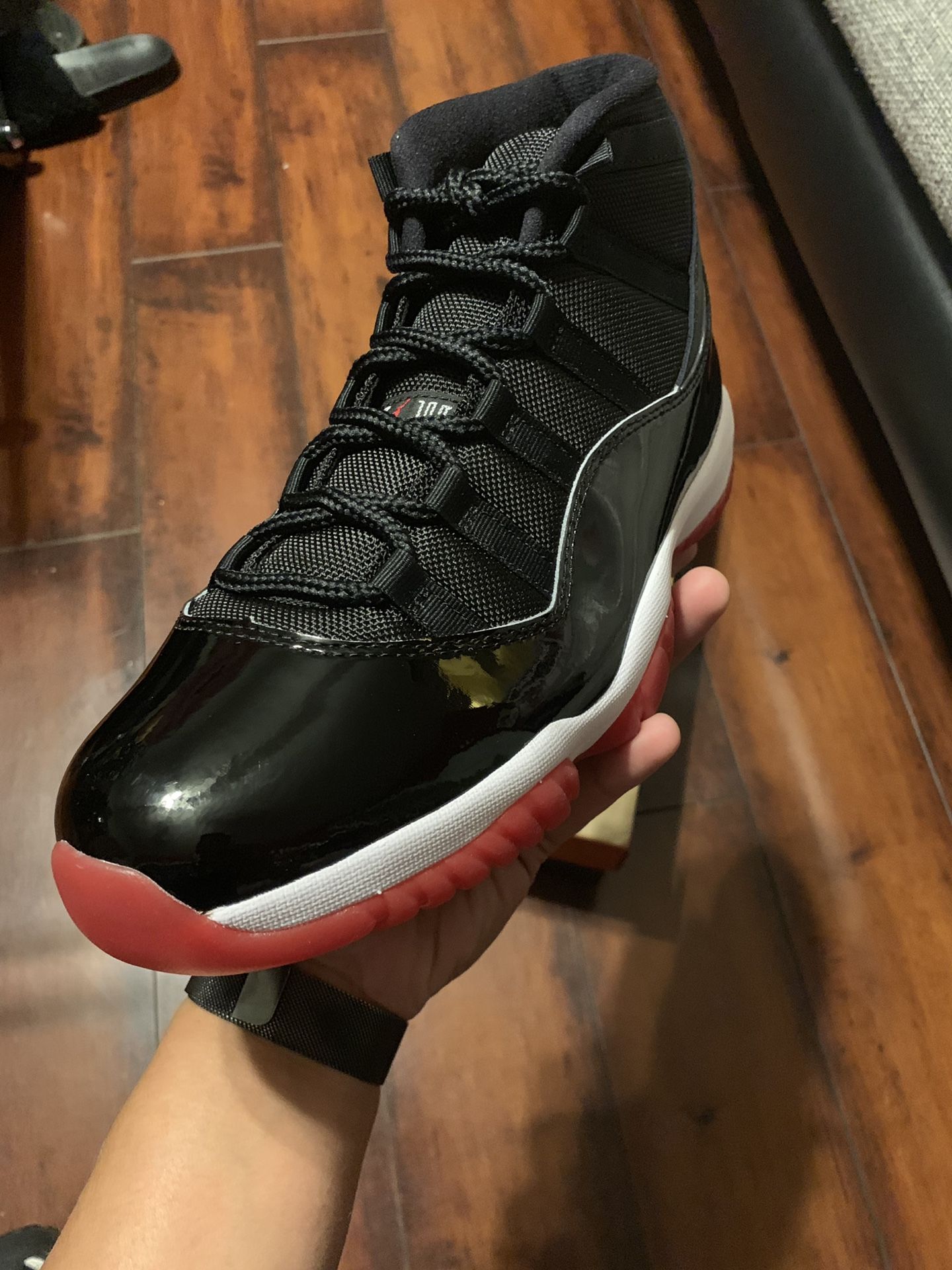 2019 Jordan Bred 11’s (SIZE 10)