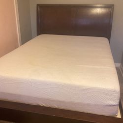 Queen Bed Set