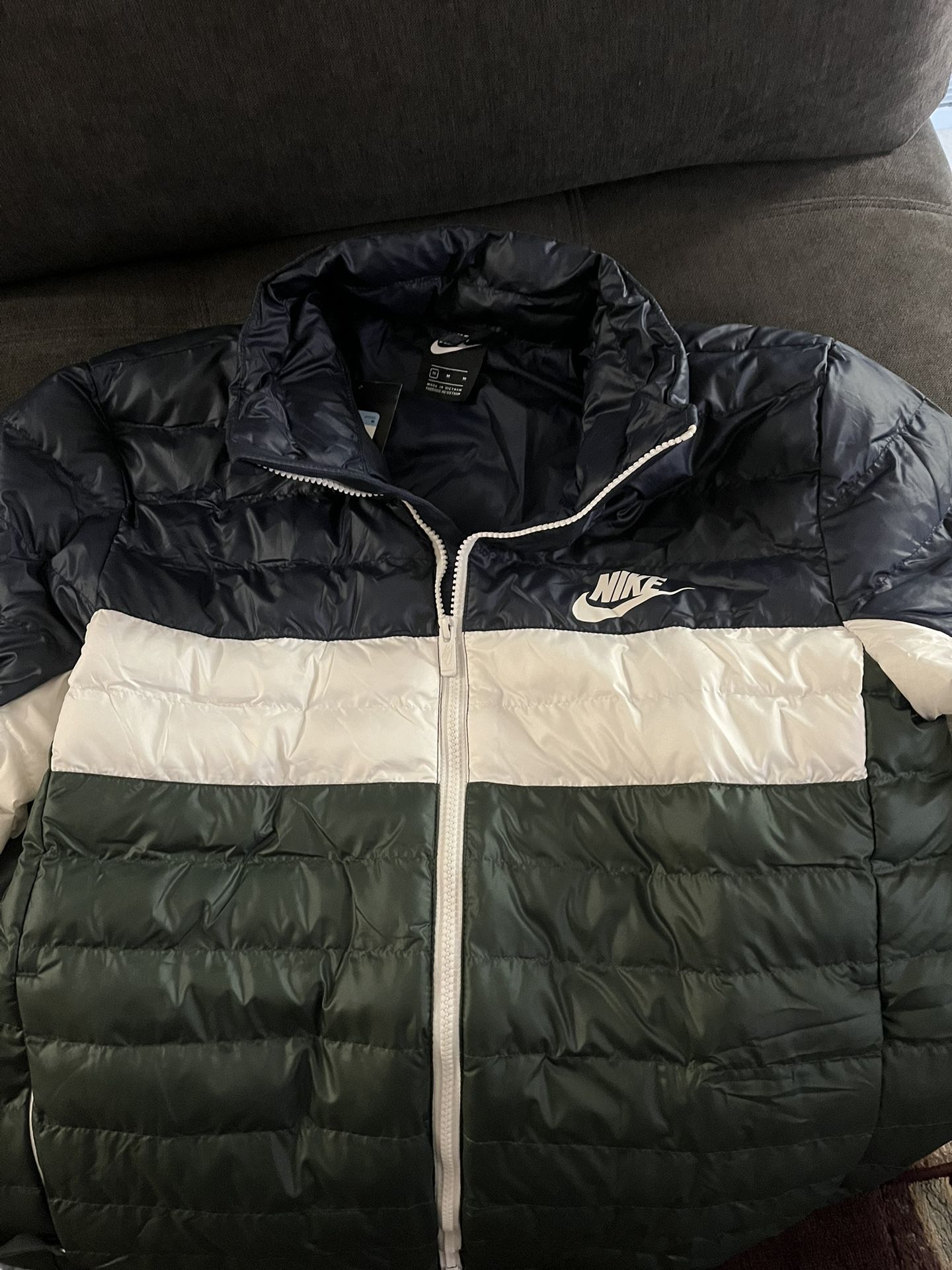 Nike Size M