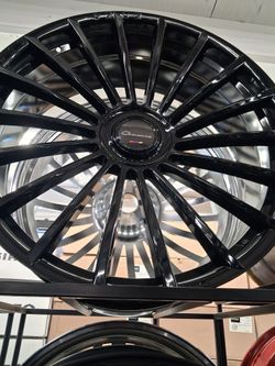 28" GIOVANNA WHEELS AND TIRES