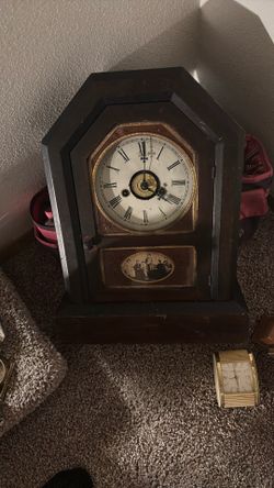 Grouped Clock Vintage Collection