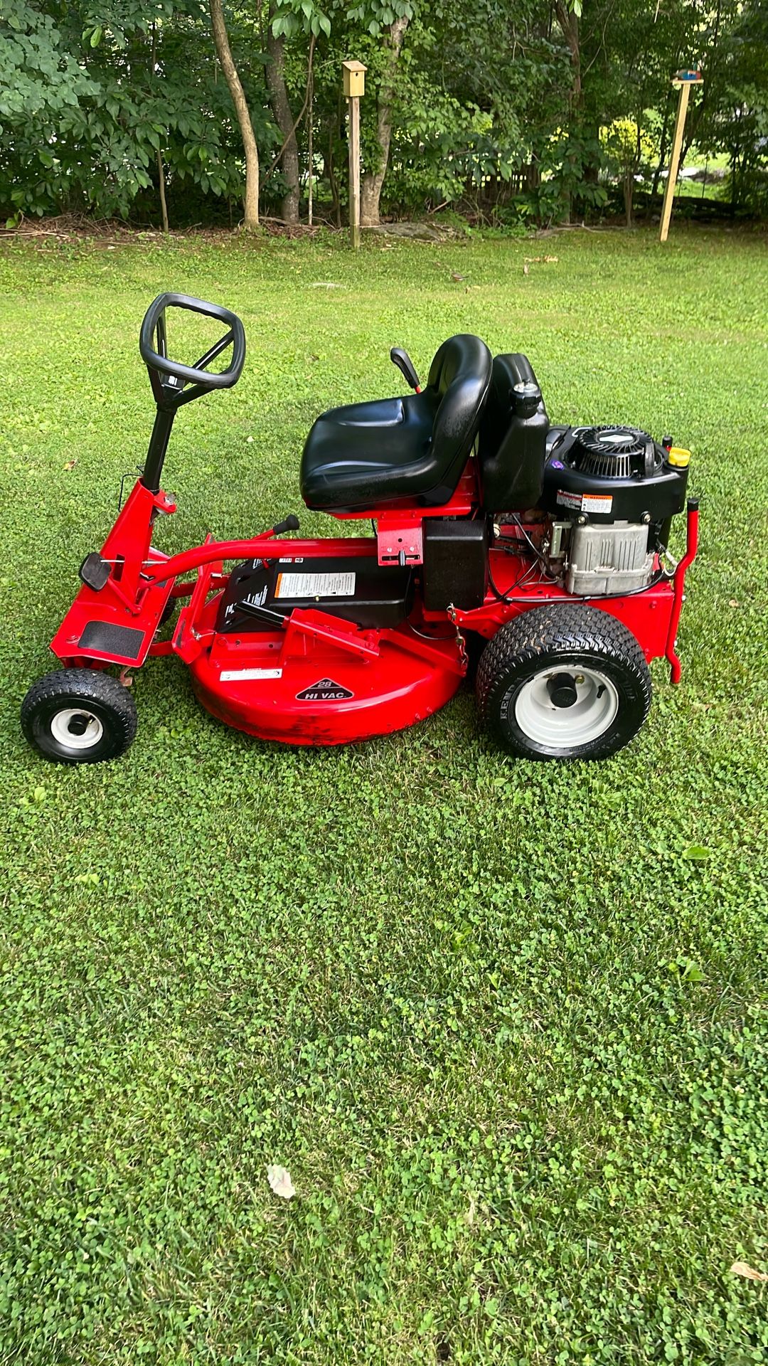 Snapper riding mower 28 inch electric and manual start